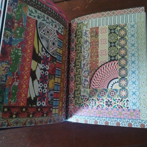 Brand New Antiquarian Sticker Book Imaginarium Book - Picture 3 of 6